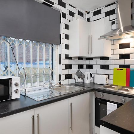 Central Roof Terrace Apartment Stockton-on-Tees Exteriör bild